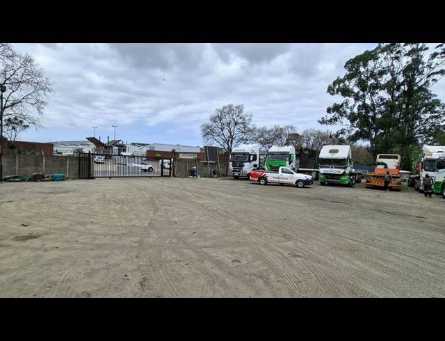 5,155M² VACANT LAND FOR SALE IN NEW GERMANY